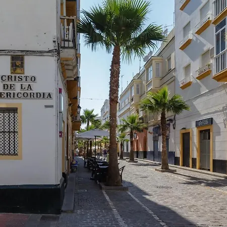 Essence Apartment Cadiz
